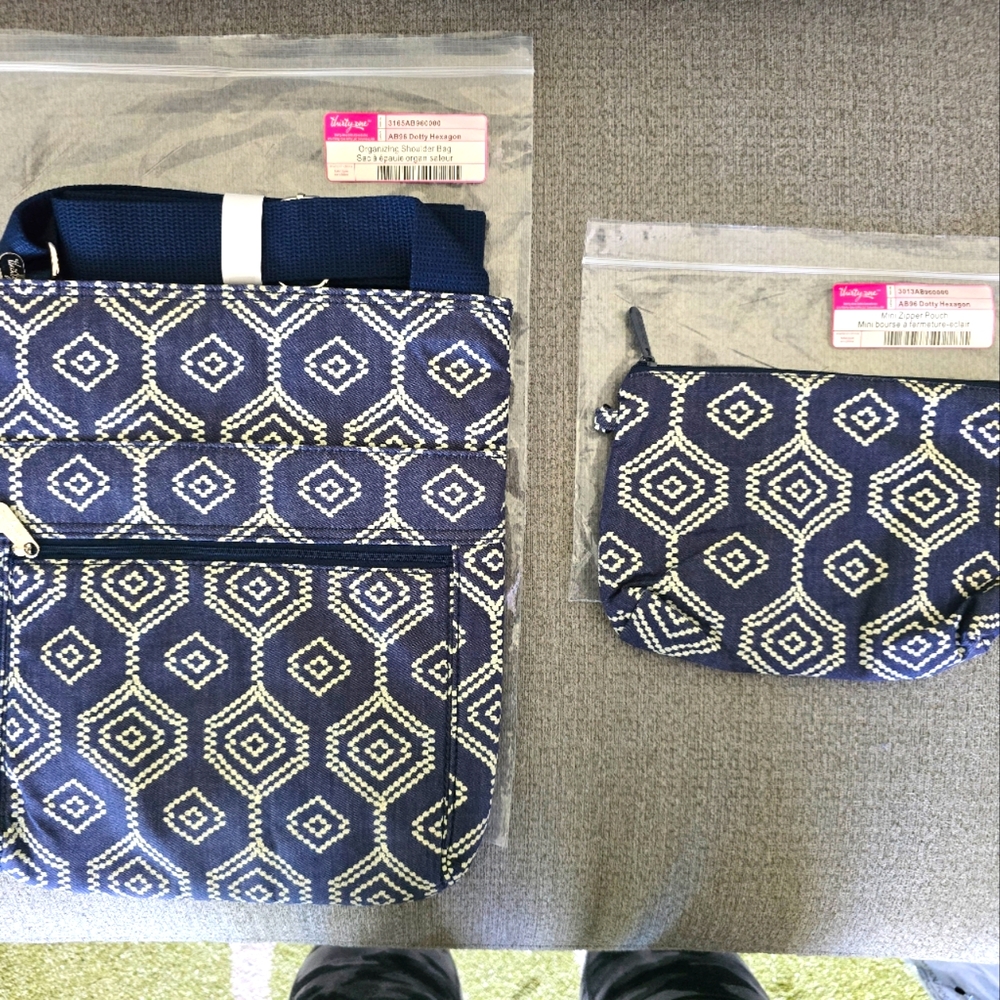 NEW - Thirty-One Organizing Shoulder Bag & Mini Zipper Pouch in Dotty Hexagon